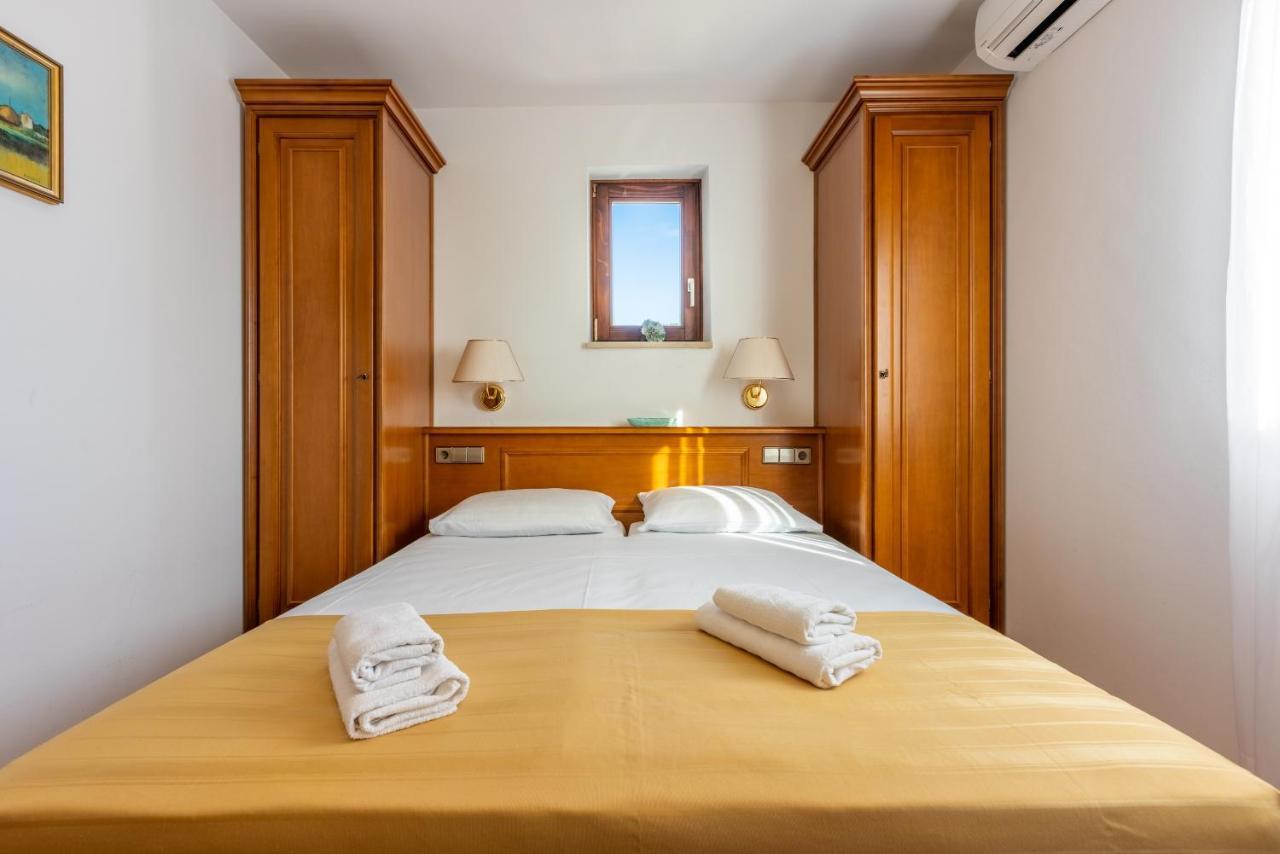 Guest House Agava Crikvenica Exterior foto