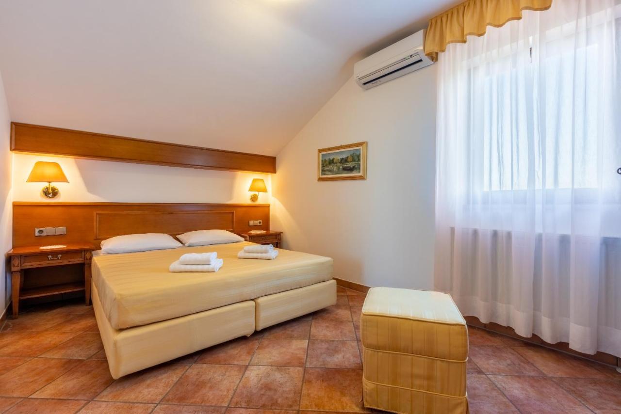 Guest House Agava Crikvenica Exterior foto